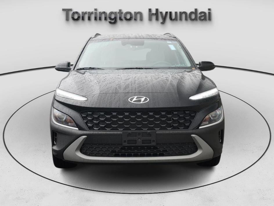 2023 Hyundai Kona SEL photo 2