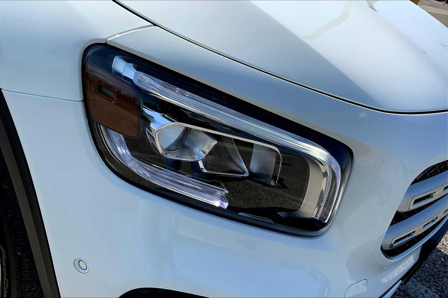 2021 Mercedes Benz GLB 250 photo 26