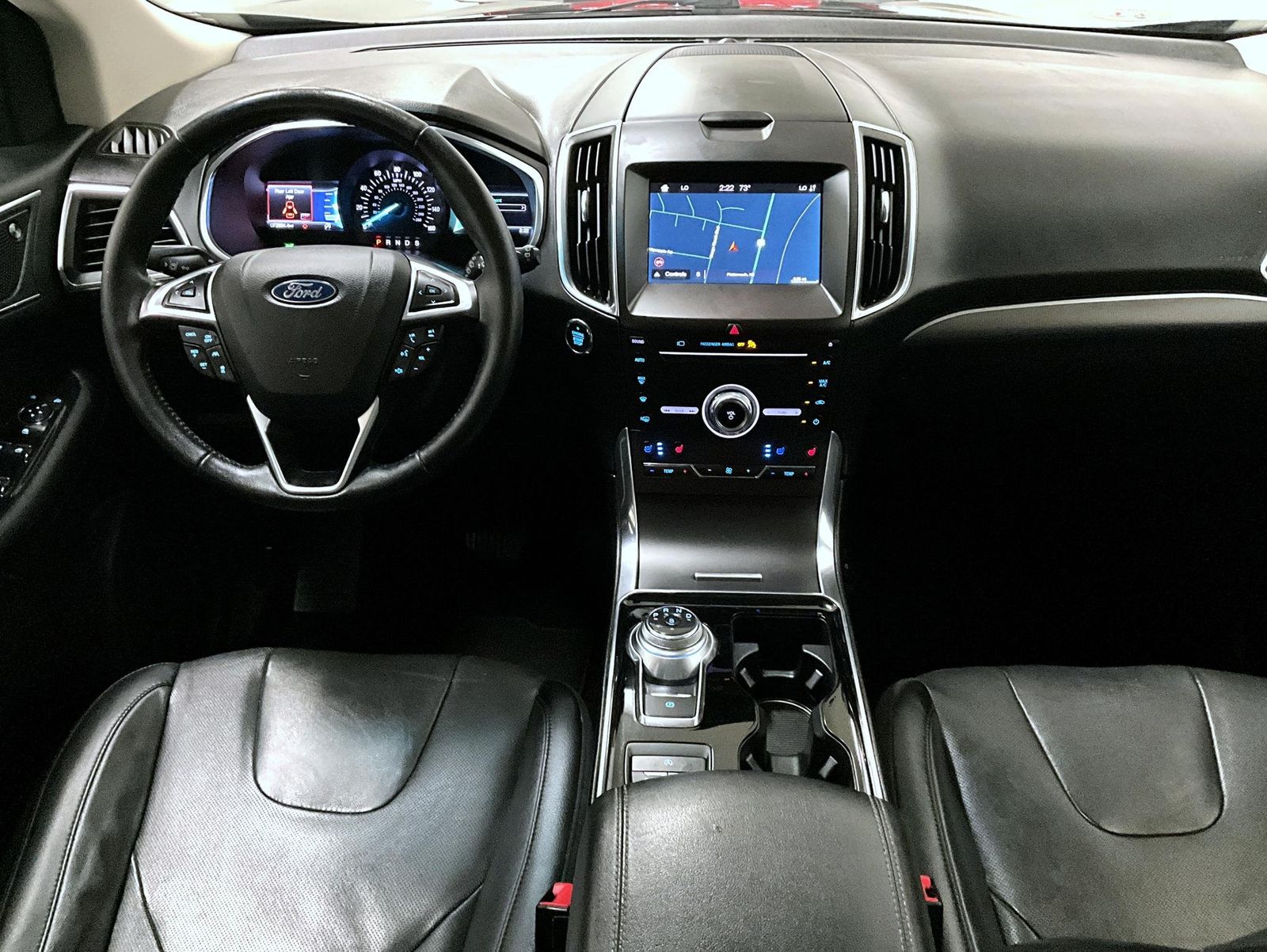 2019 Ford Edge Titanium photo 12