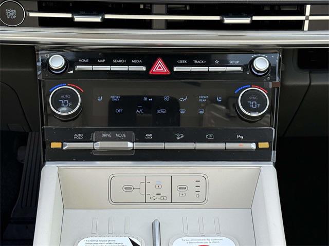 2026 Hyundai Santa Fe SEL photo 17
