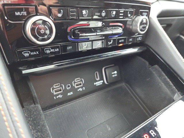 2022 Jeep Grand Cherokee Summit Reserve photo 24