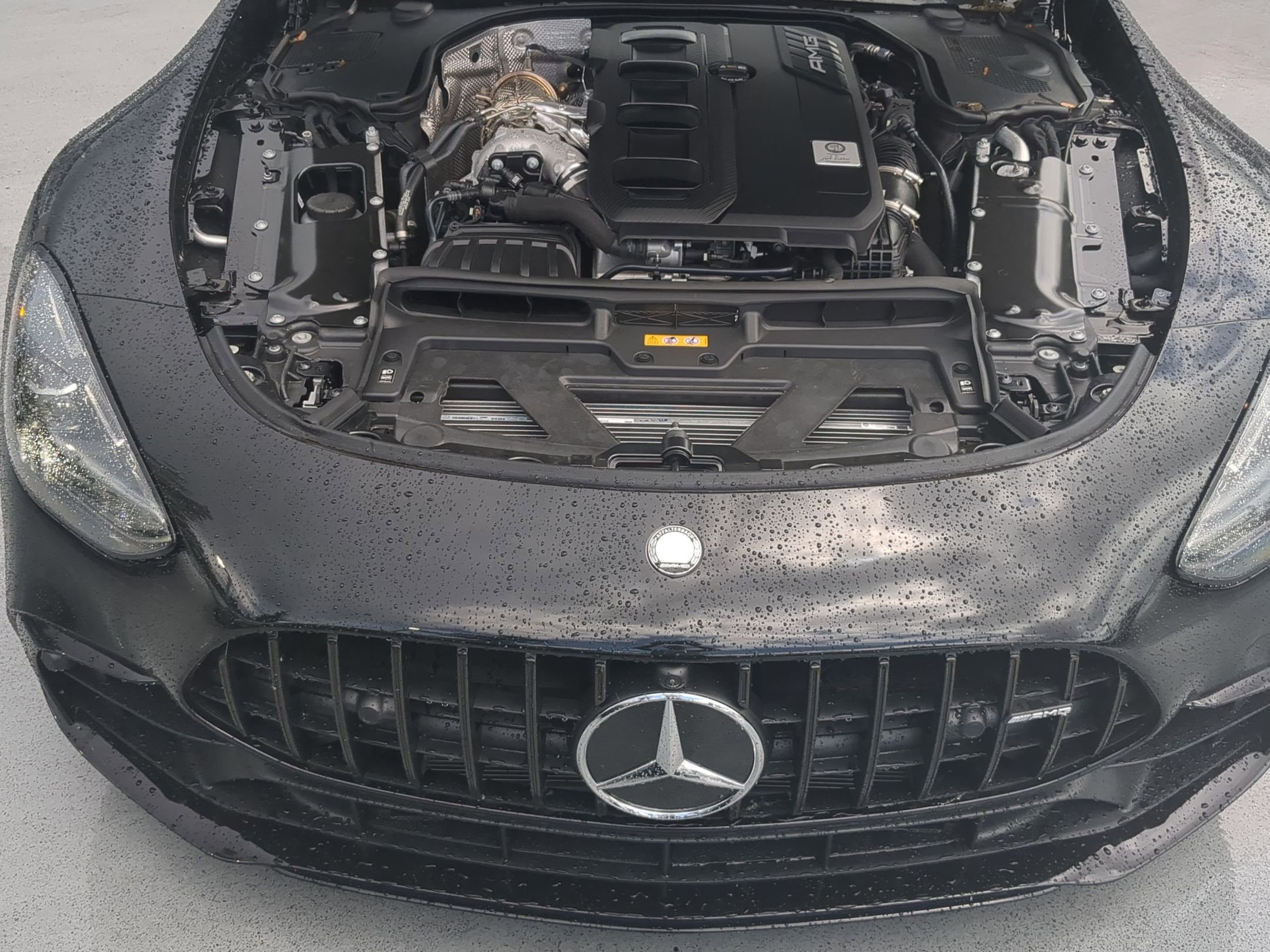 2025 Mercedes Benz AMG GT 43 photo 5