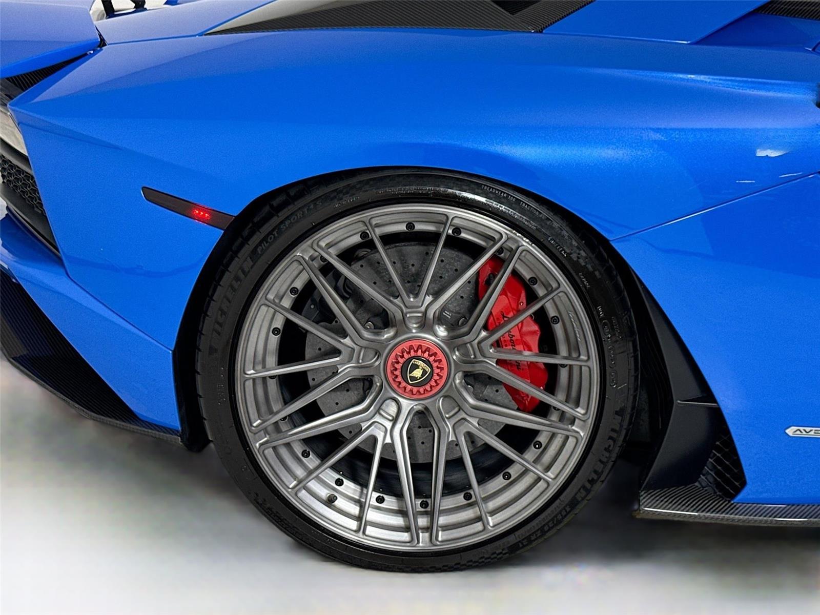2018 Lamborghini Aventador LP 740-4 S photo 38