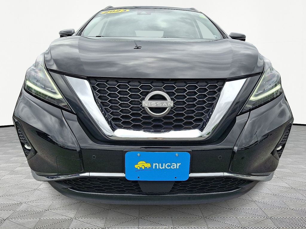 2023 Nissan Murano SV photo 2