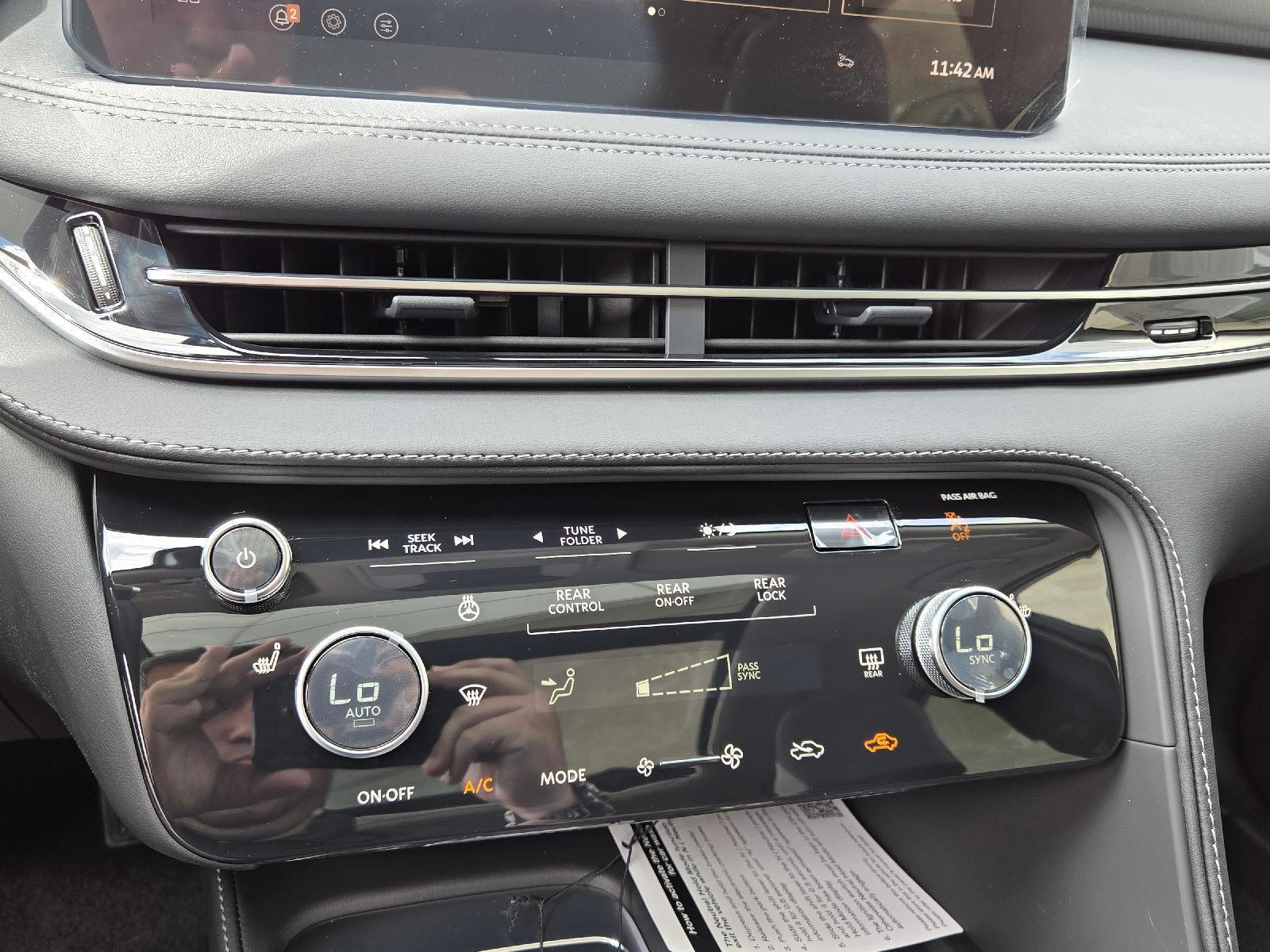 2026 Infiniti QX60 Pure AWD photo 21