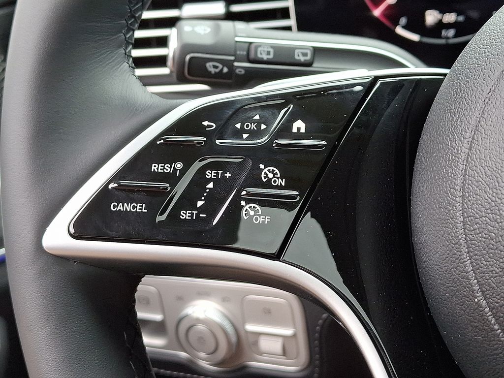 2025 Mercedes Benz GLE 450 4MATIC photo 15