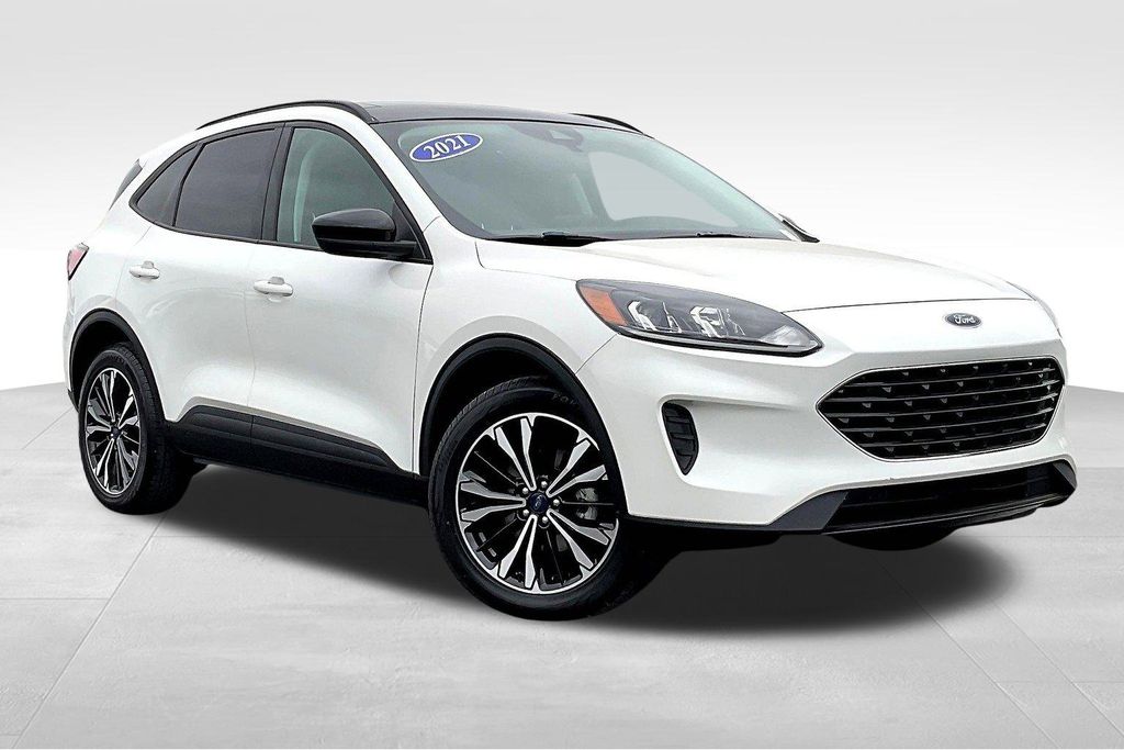 2021 Ford Escape SE