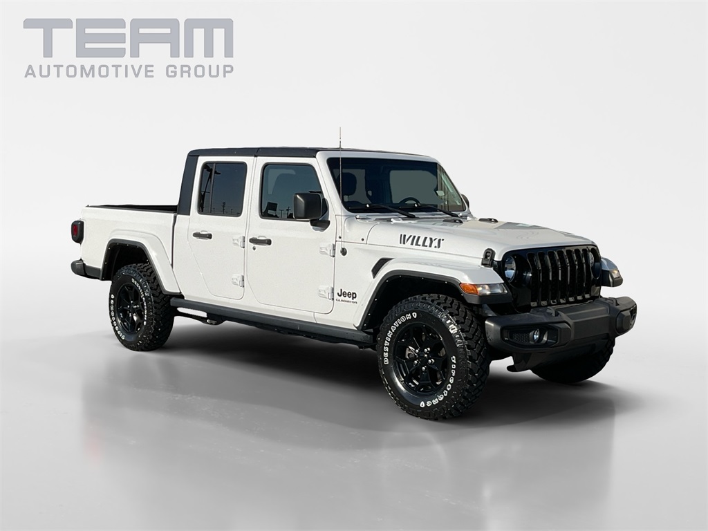 2022 Jeep Gladiator WILLYS's photo