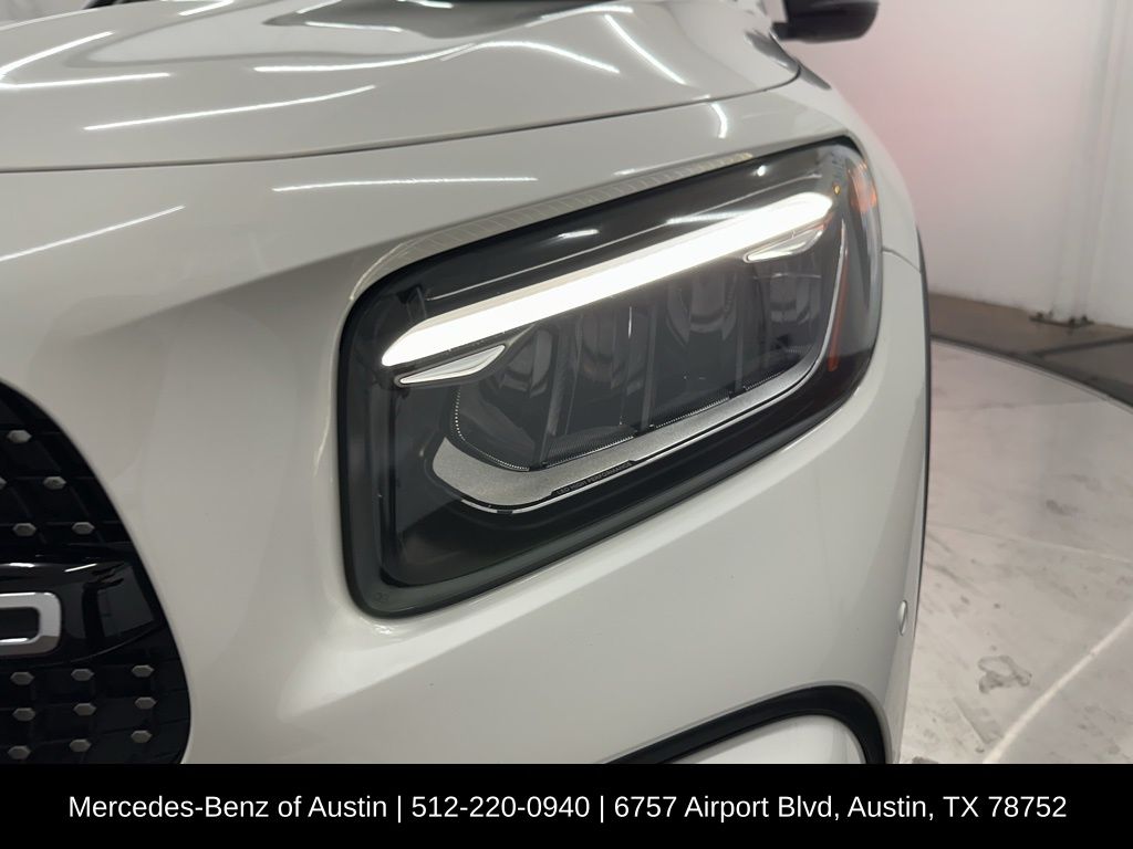 2024 Mercedes Benz GLB 250 photo 28
