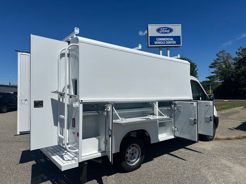 2025 Ford Transit Chassis Cutaway photo 11
