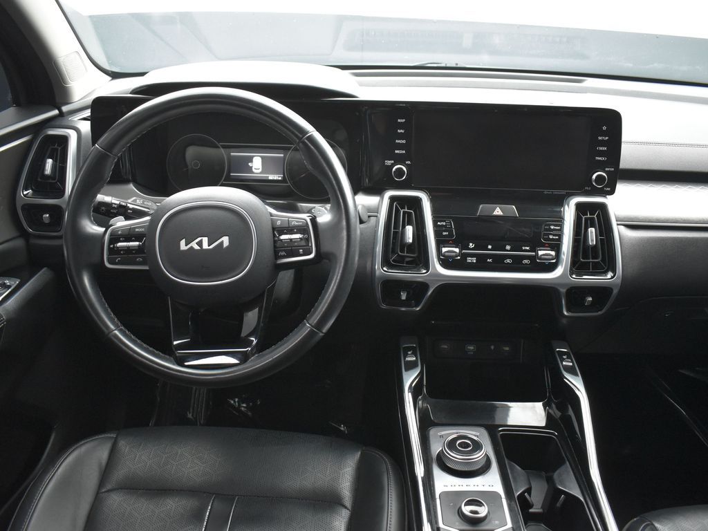 2022 Kia Sorento Plug-In Hybrid SX photo 12