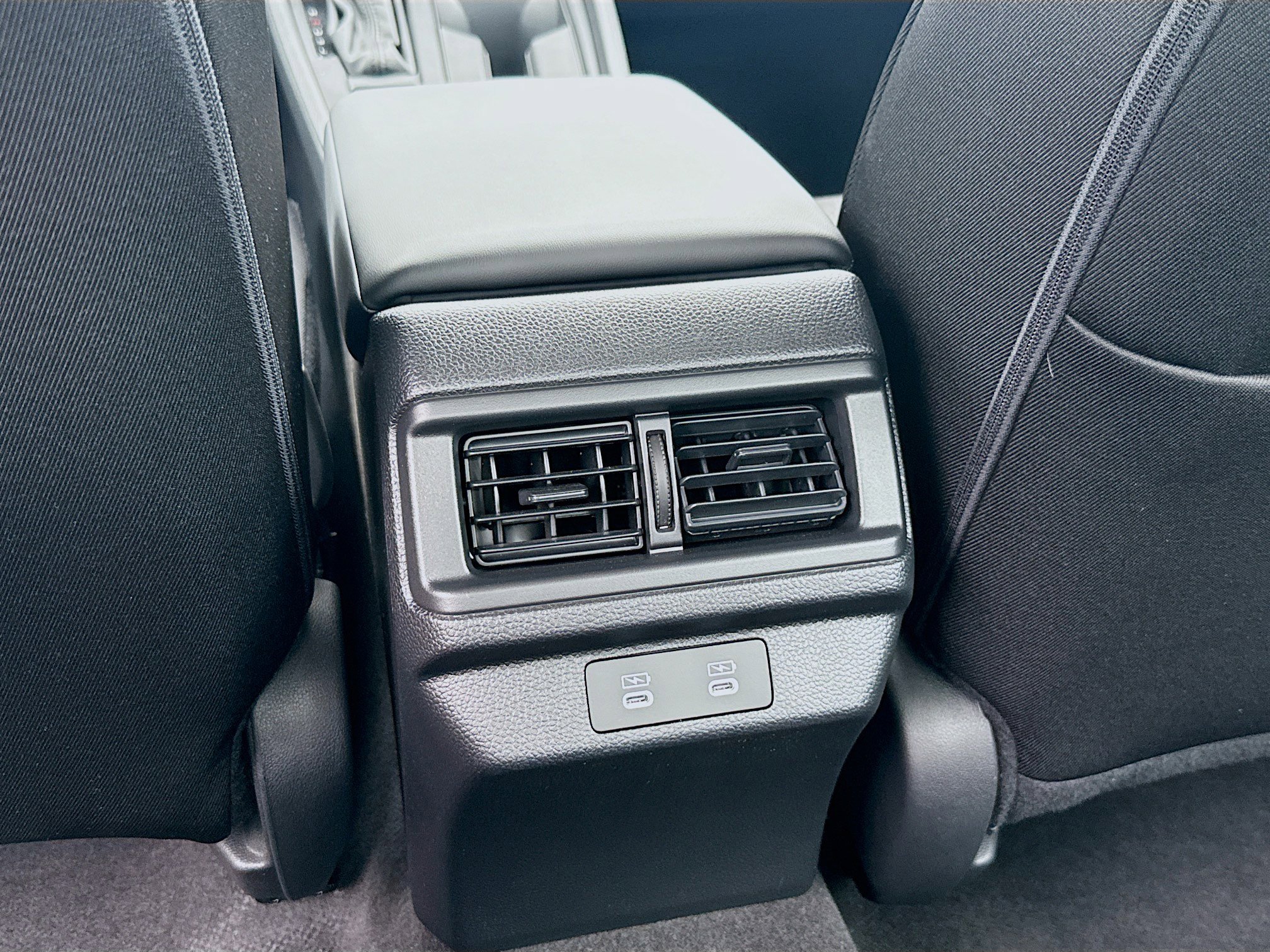 2025 Honda Accord LX photo 17
