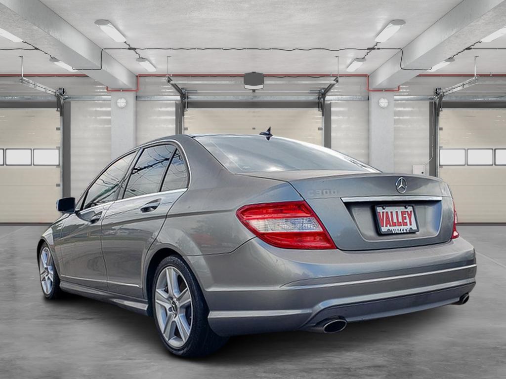 2011 Mercedes Benz C 300 4MATIC photo 4