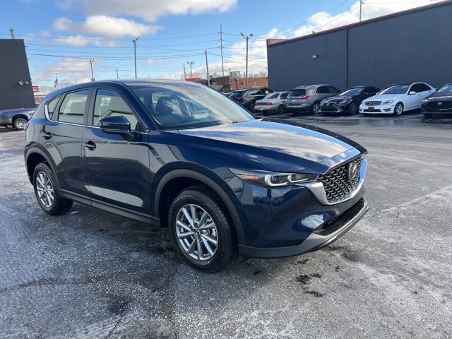 2025 Mazda CX-5 S's photo