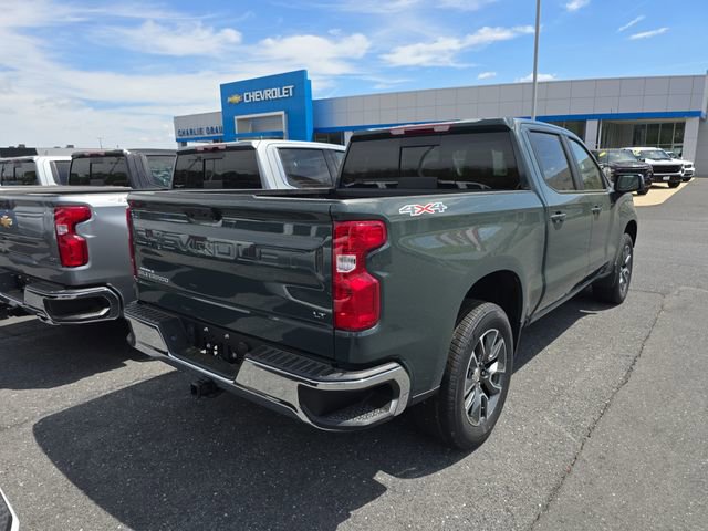 2025 Chevrolet Silverado 1500 LT photo 4