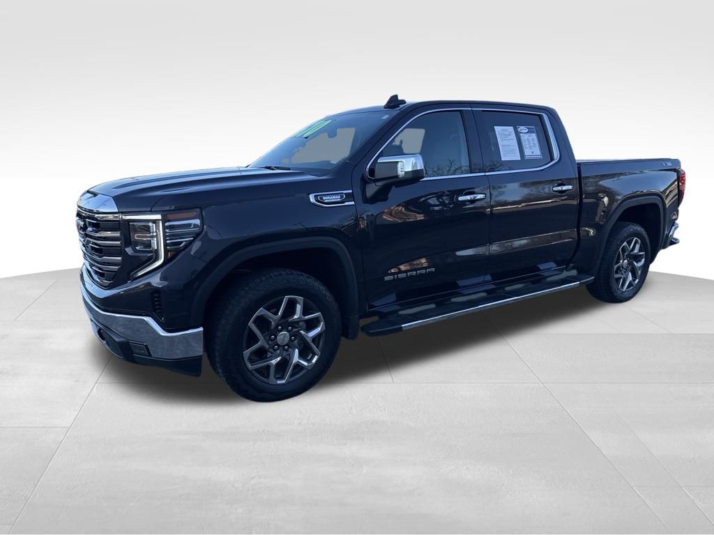 2024 GMC Sierra 1500 SLT's photo