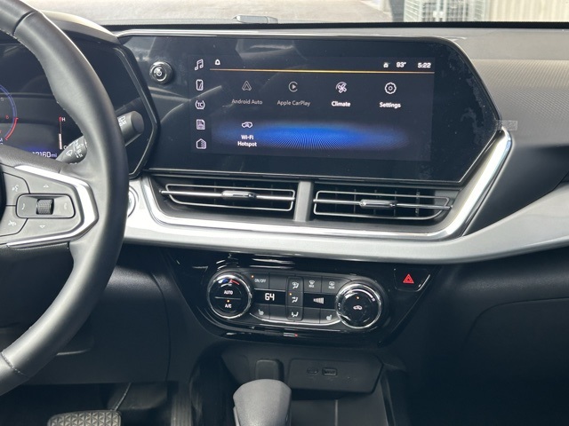 2025 Chevrolet Trax LT photo 12