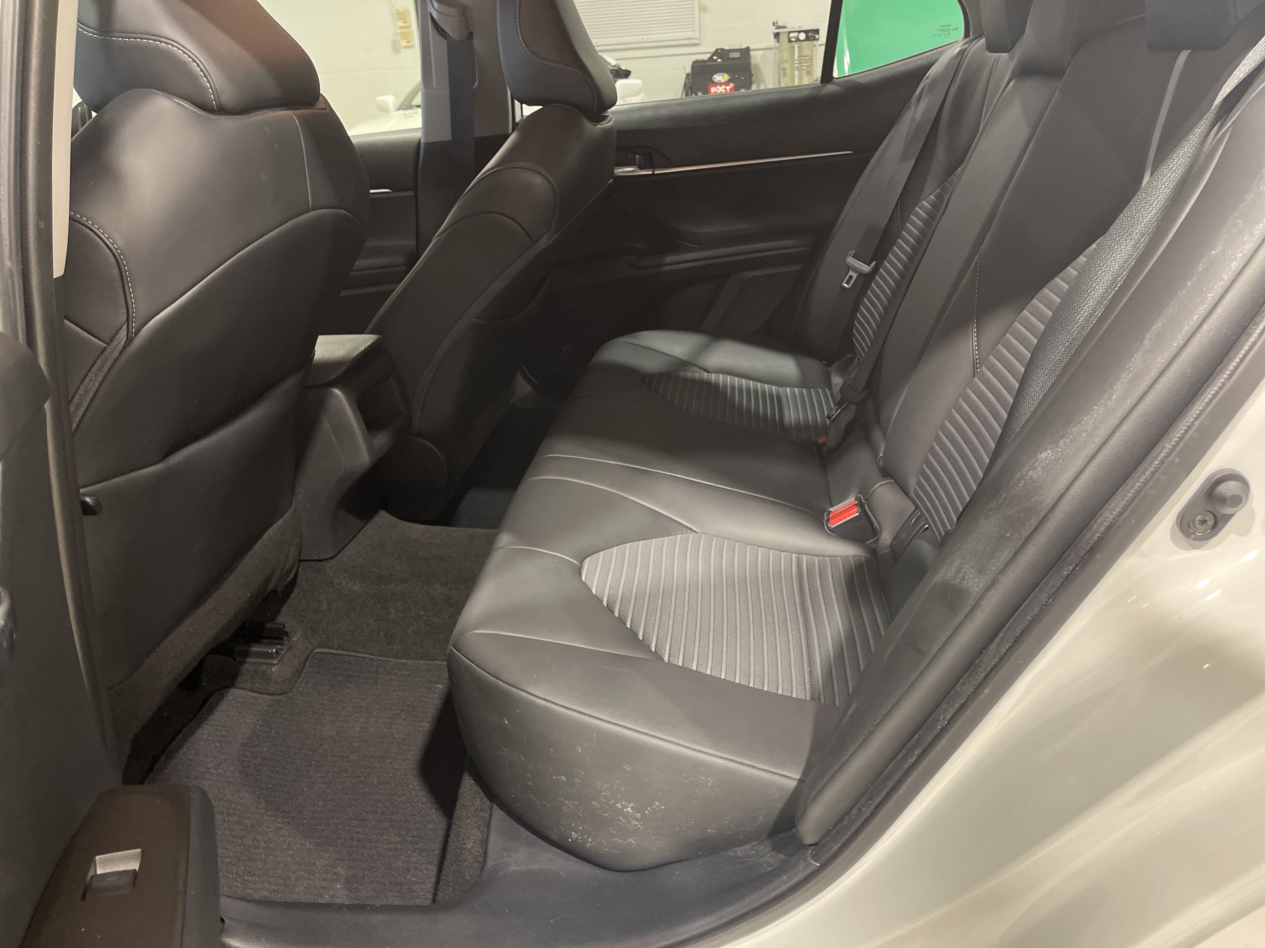 2022 Toyota Camry SE photo 12