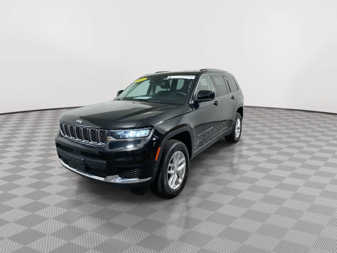 2023 Jeep Grand Cherokee Laredo photo 6