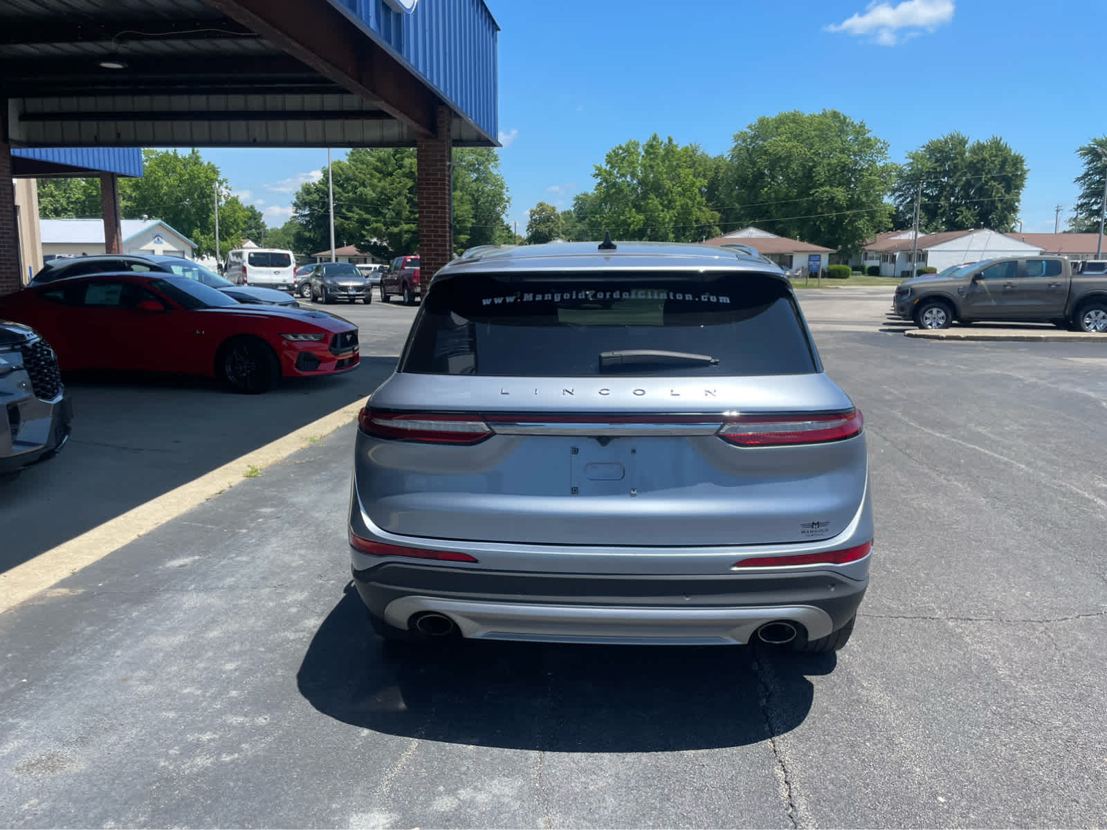 2022 Lincoln Corsair Standard photo 3