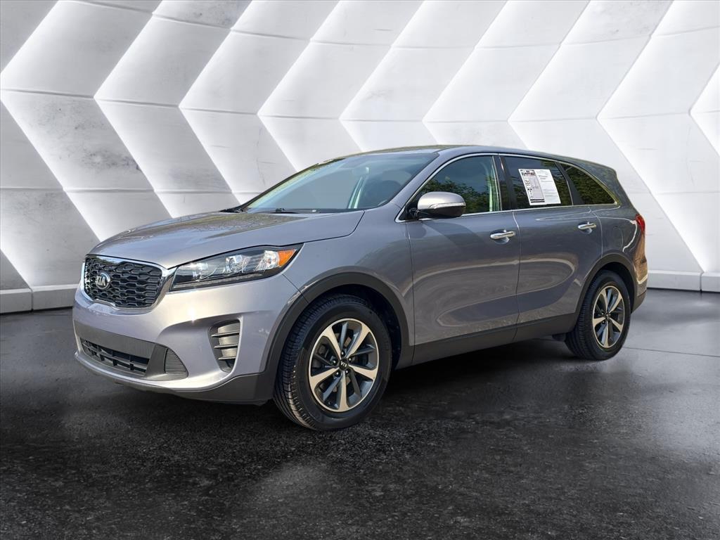 2020 Kia Sorento LX's photo