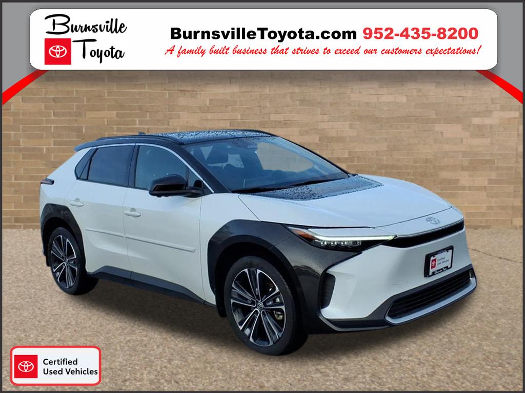 2024 Toyota bZ4X Limited's photo