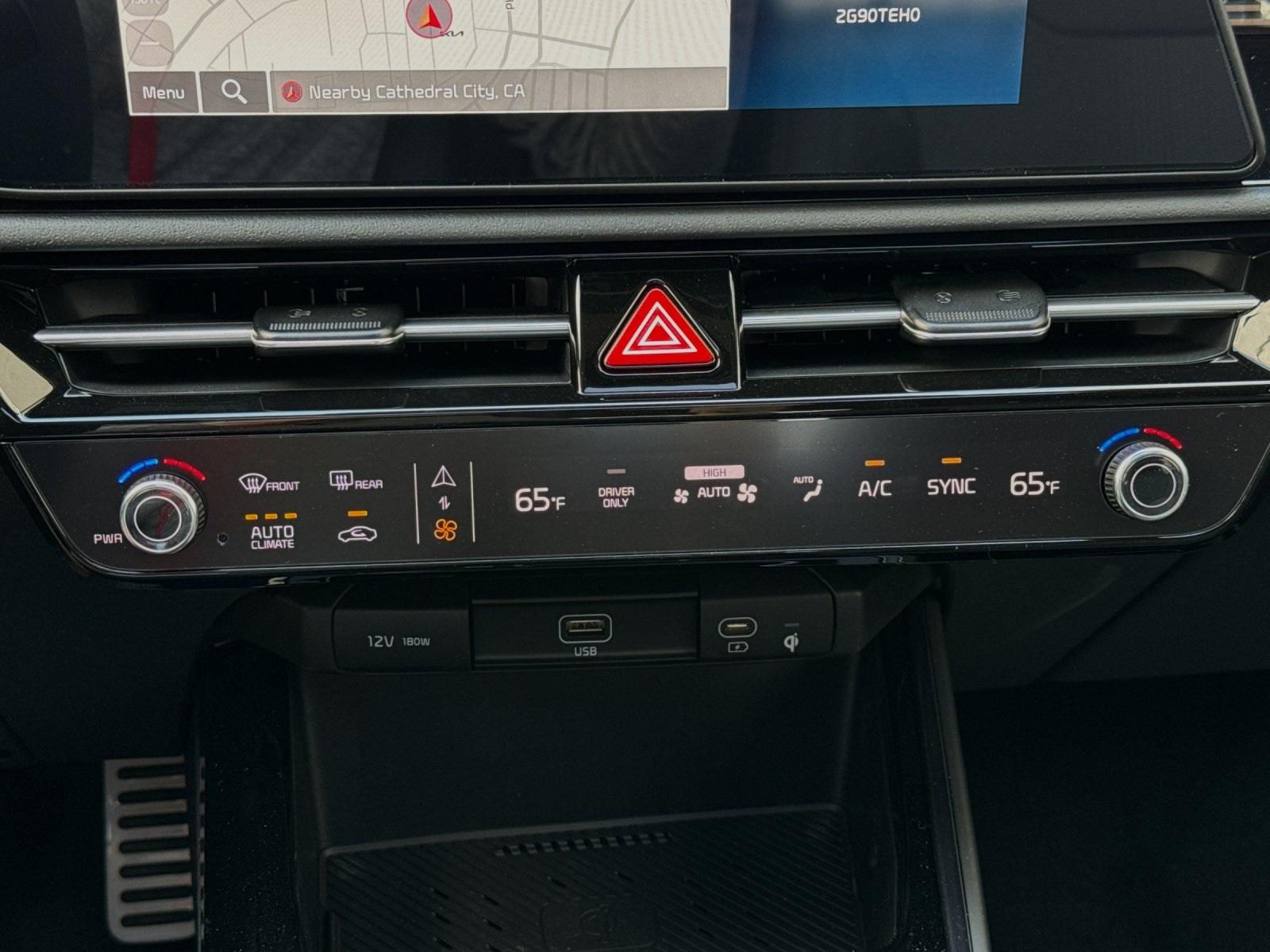2024 Kia Niro EX Touring photo 21