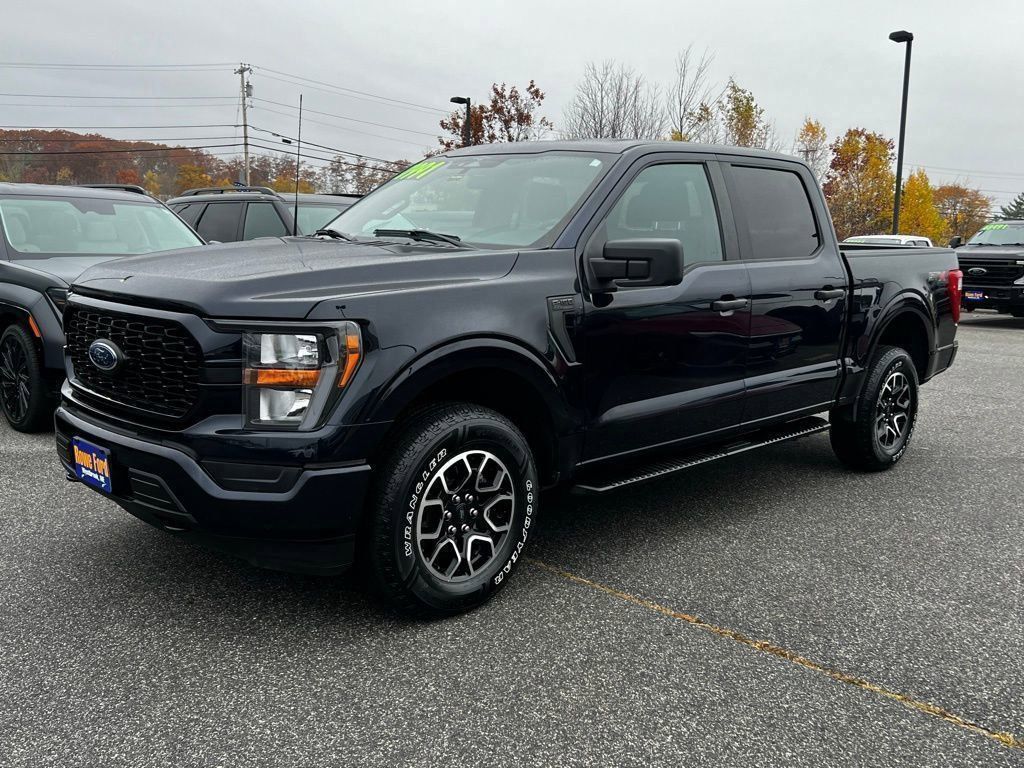 2023 Ford F-150 XL STX photo 3