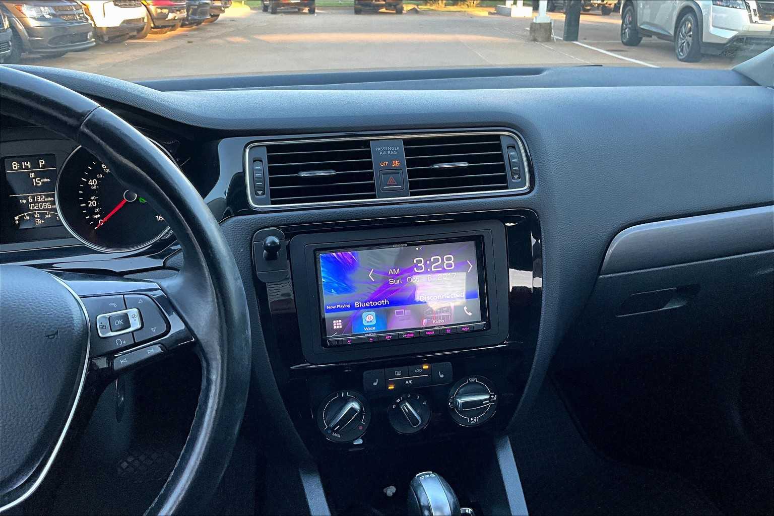 2015 Volkswagen Jetta 2.0 TDI SE photo 6