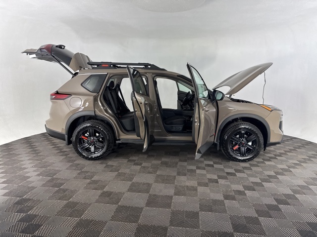 2026 Nissan Rogue SV photo 19