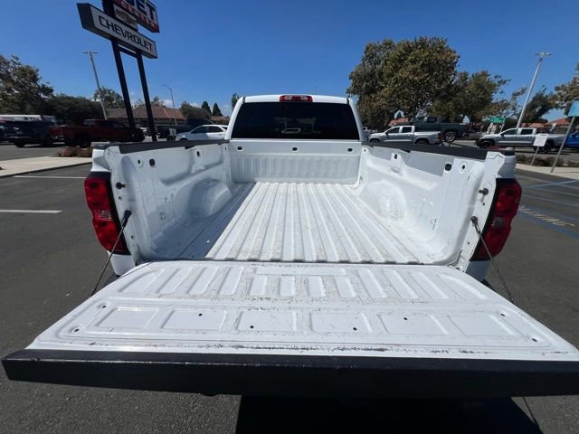 2017 Chevrolet Silverado 1500 LT photo 21