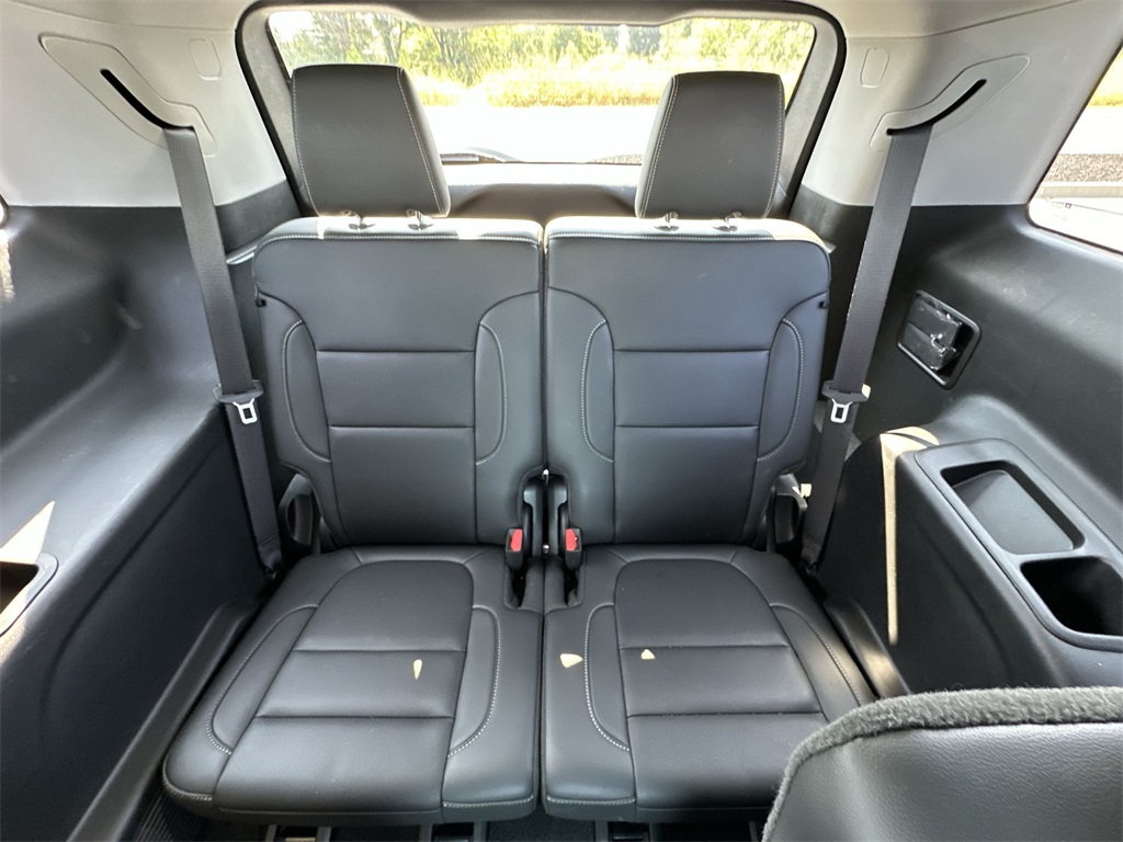 2023 Gmc Acadia SLT photo 22