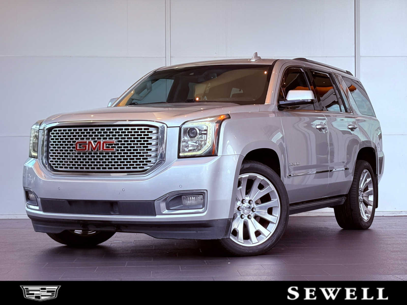 2015 GMC Yukon Denali's photo