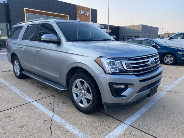 2020 Ford Expedition MAX XLT photo 2