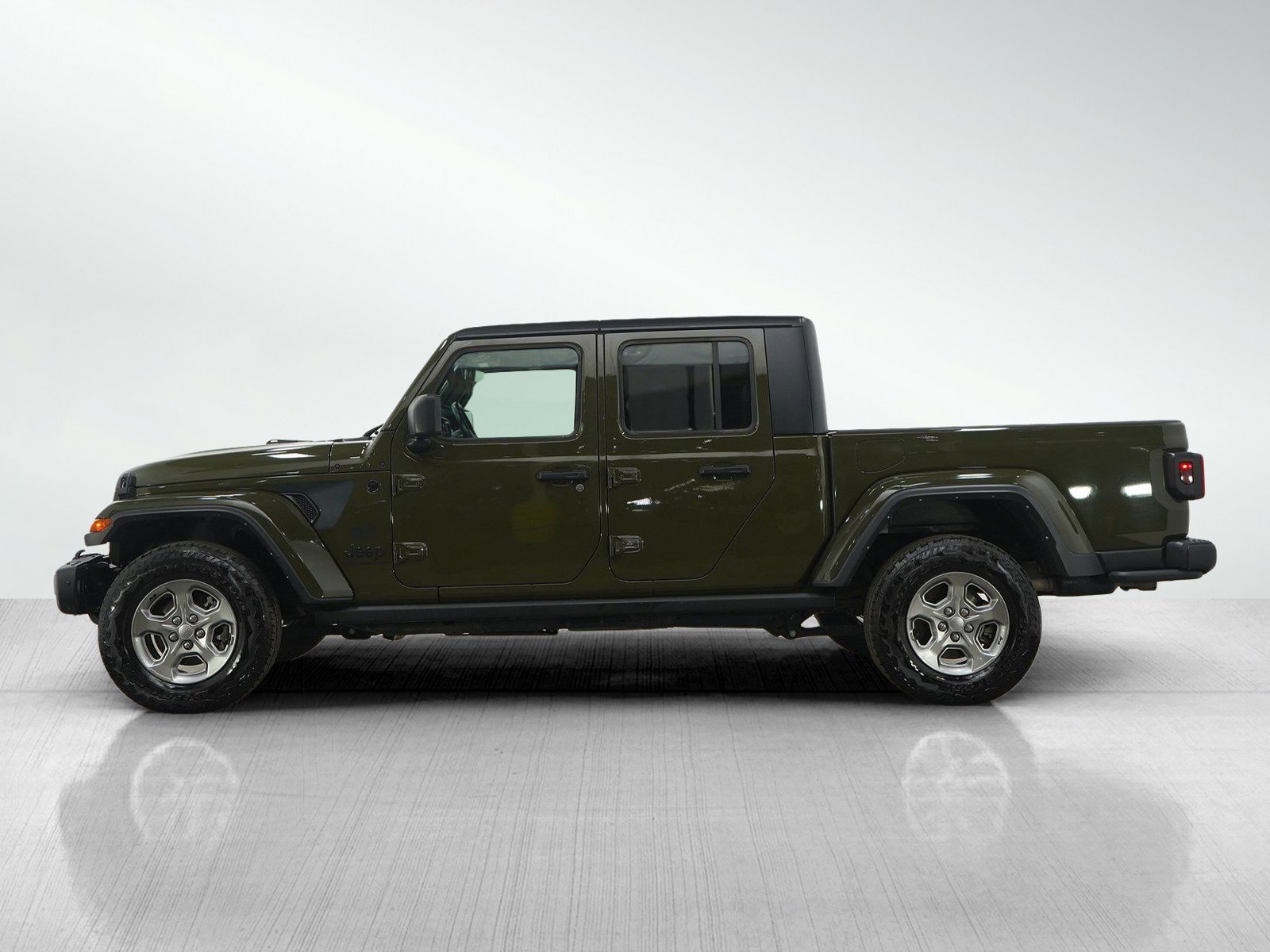 Used 2021 Jeep Gladiator Freedom with VIN 1C6JJTAG1ML596231 for sale in Minneapolis, Minnesota