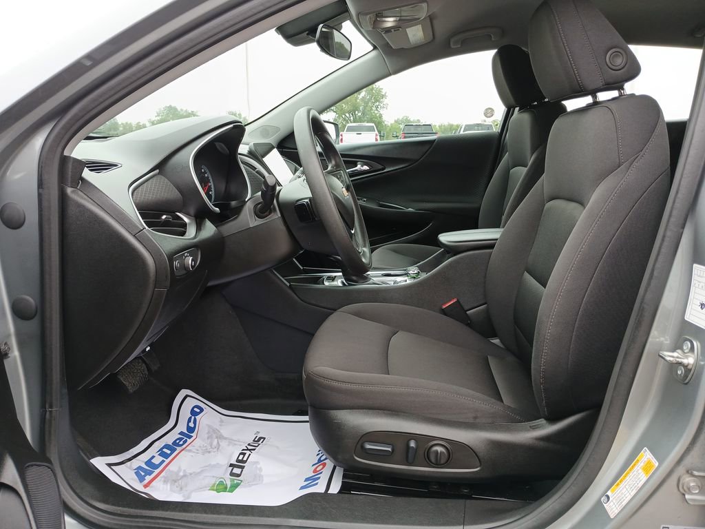 2024 Chevrolet Malibu 1LT photo 20