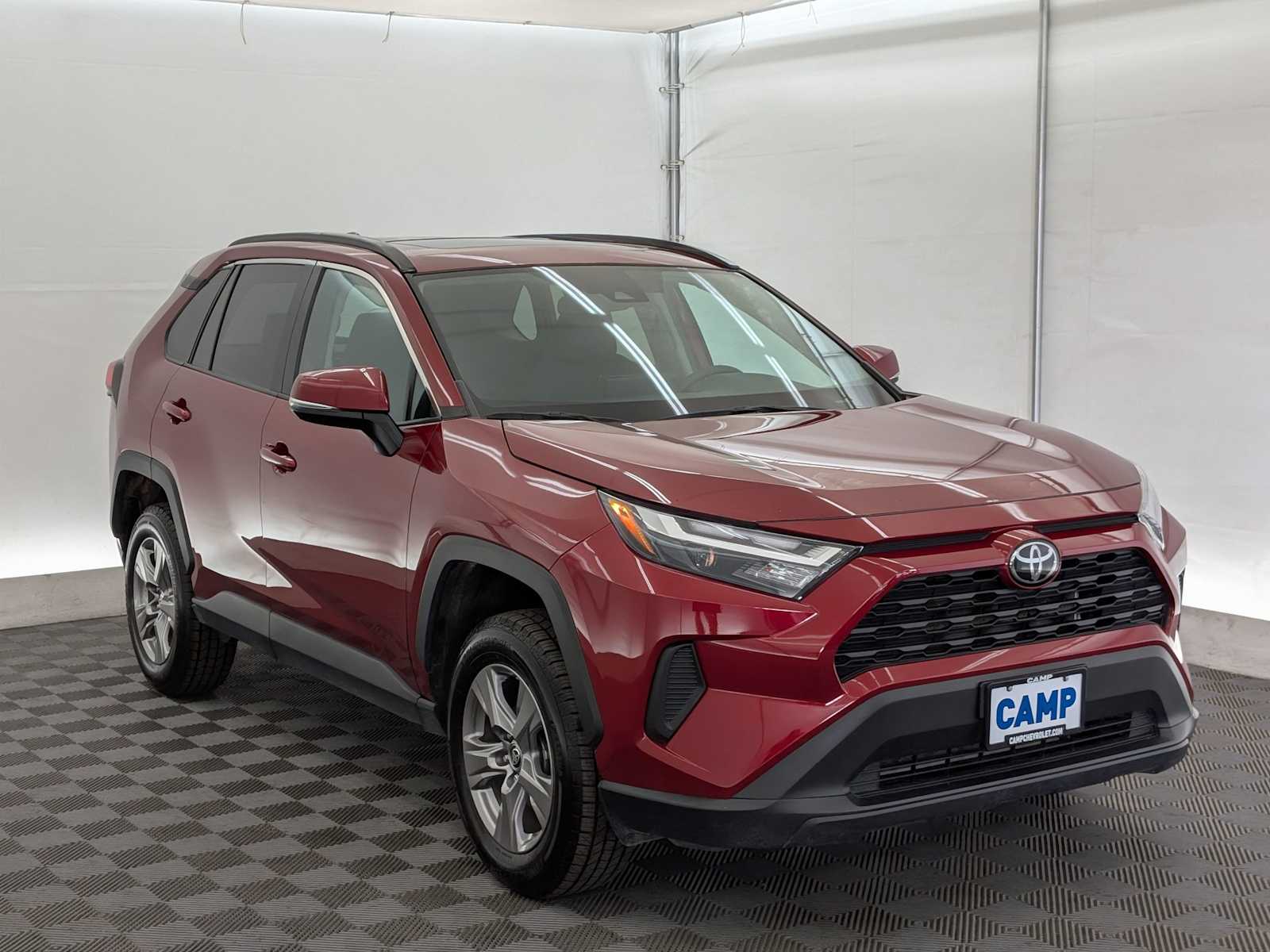2024 Toyota RAV4 XLE photo 8