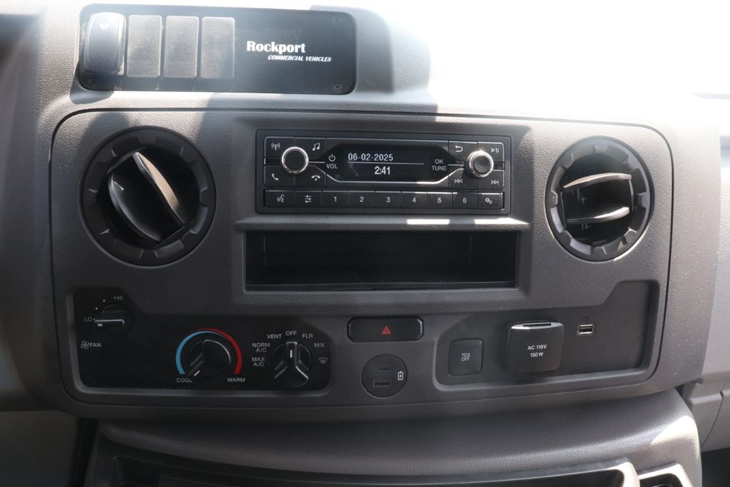 2026 Ford E-450 photo 12