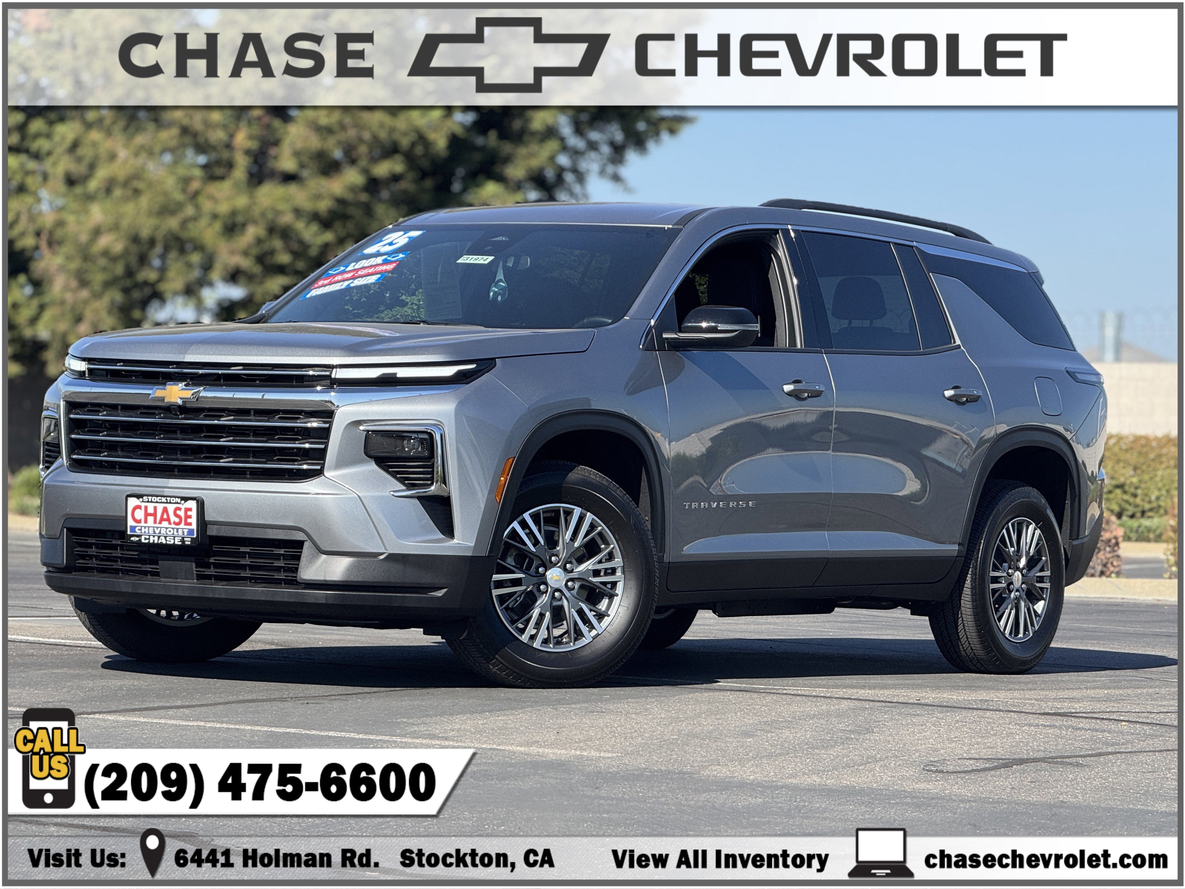 2025 Chevrolet Traverse LT