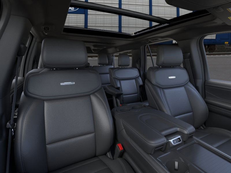 2025 Ford Expedition Platinum MAX photo 8