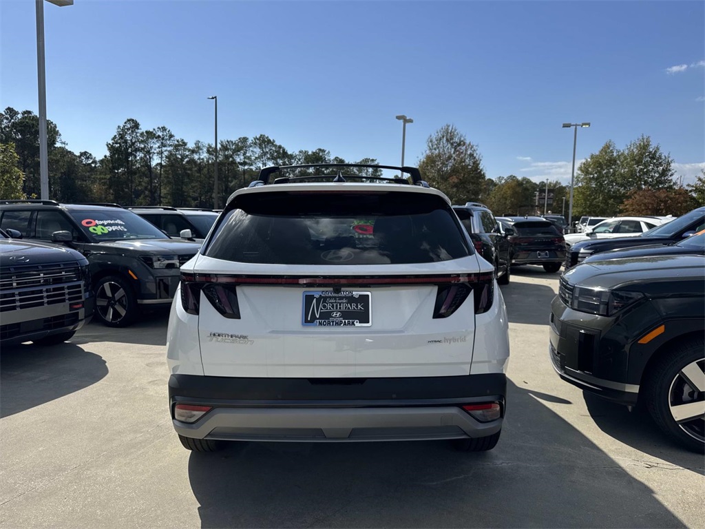 2026 Hyundai Tucson Hybrid Limited photo 3