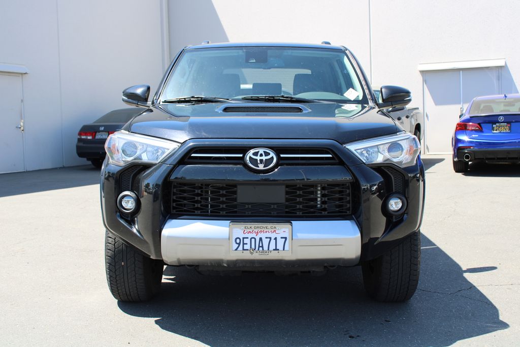 2023 Toyota 4Runner TRD Off-Road Premium photo 2