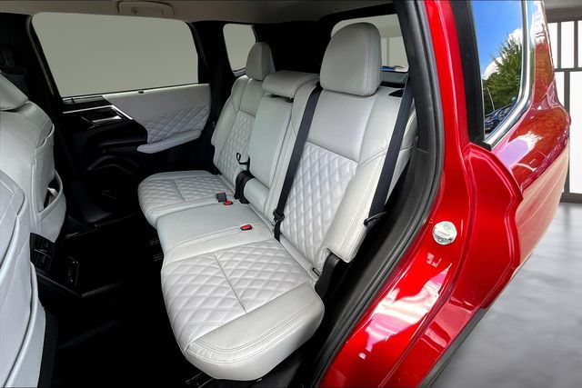 2024 Mitsubishi Outlander SEL photo 22