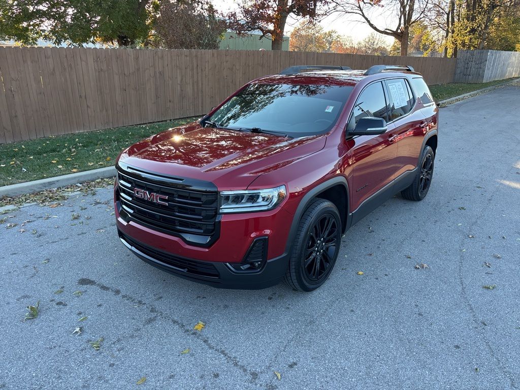 2023 GMC Acadia SLT's photo
