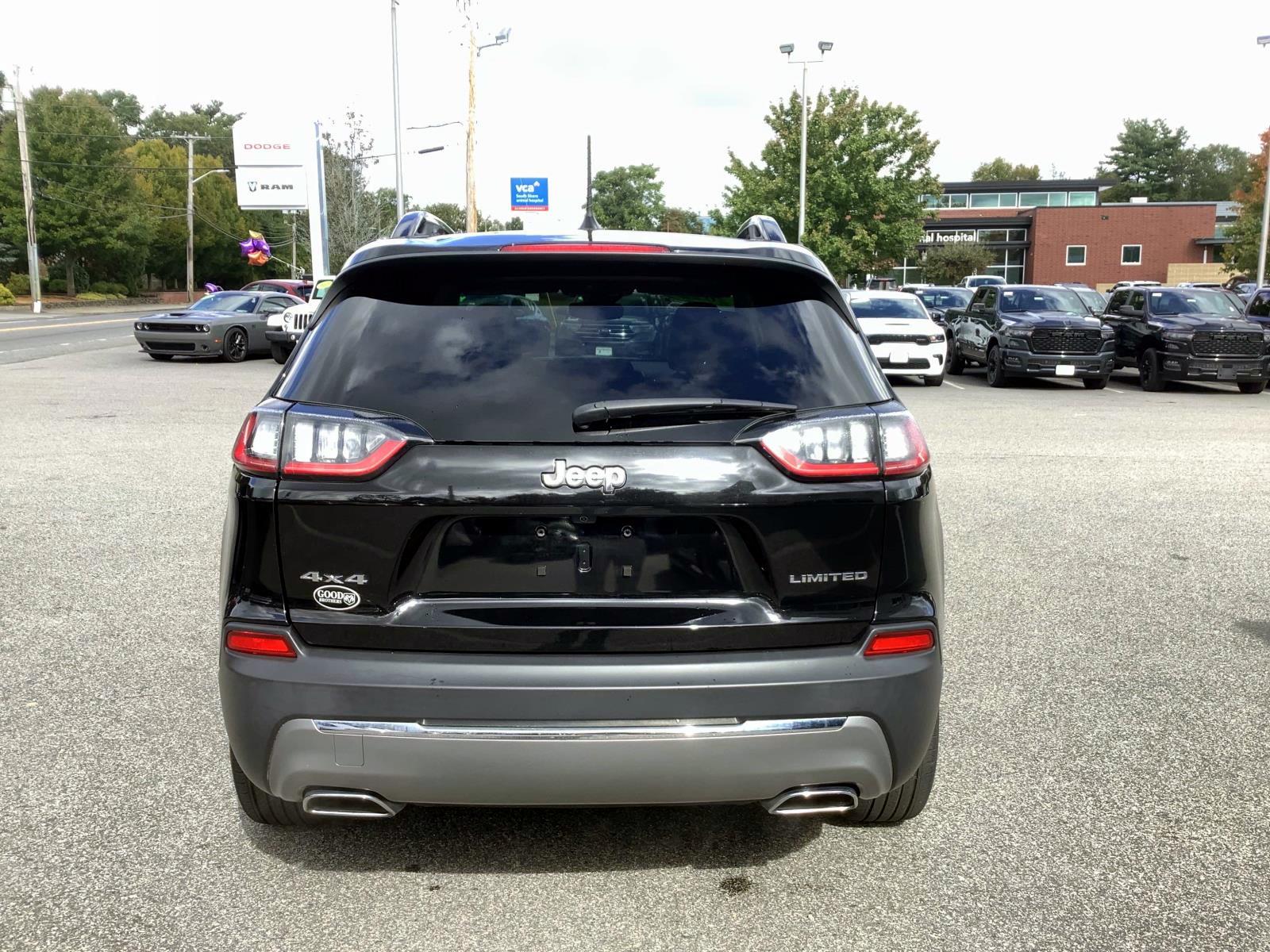 2022 Jeep Cherokee Limited photo 3