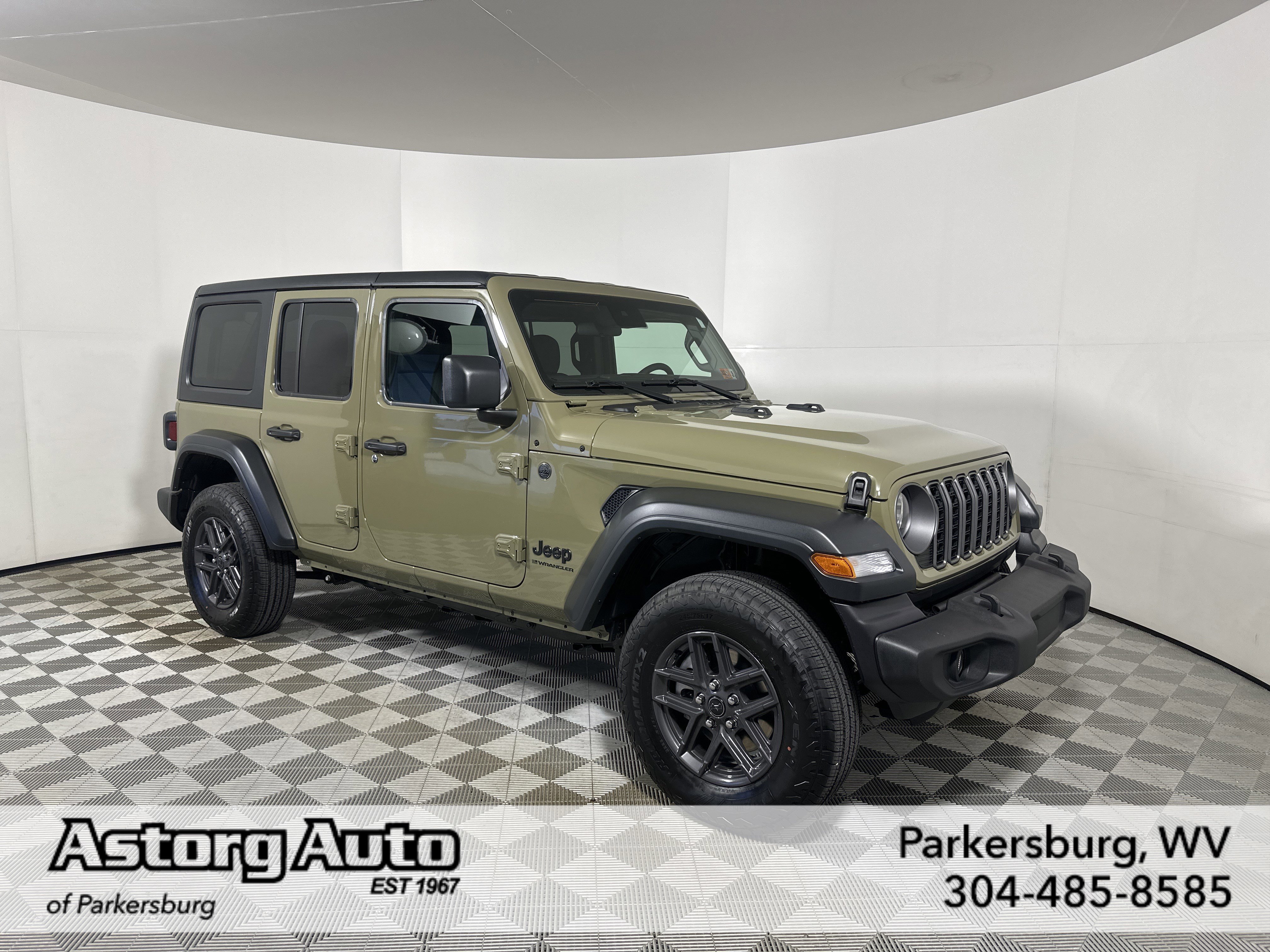 2025 Jeep Wrangler 4-Door Sport S's photo