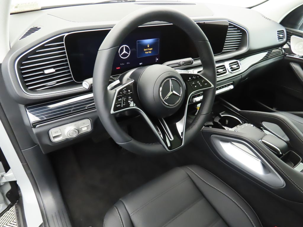 2025 Mercedes Benz GLE 450 4MATIC photo 8