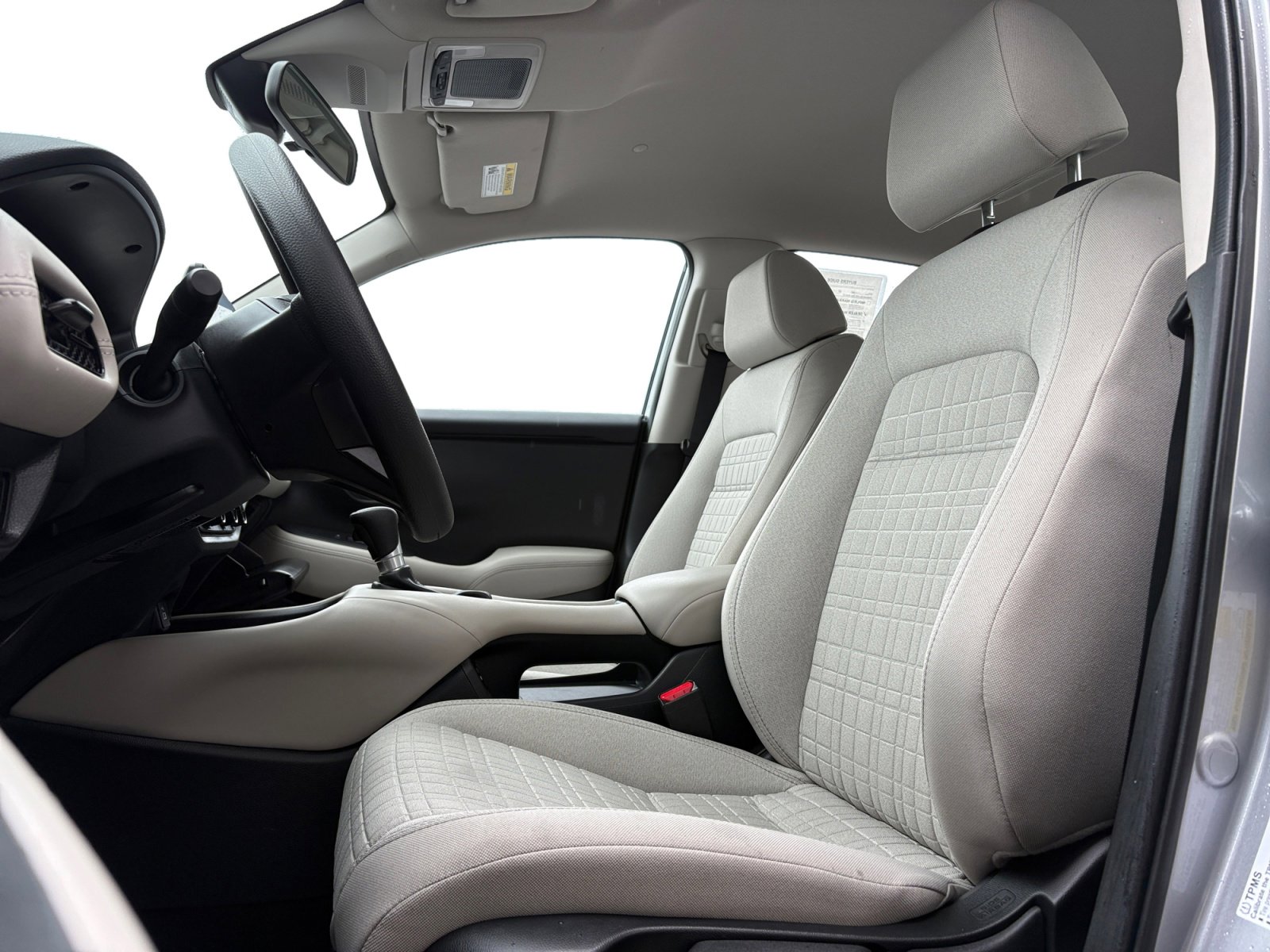 2025 Honda HR-V LX photo 7