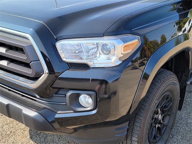 2022 Toyota Tacoma V6 4x4 photo 11