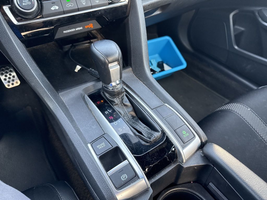 2019 Honda Civic Sport photo 22